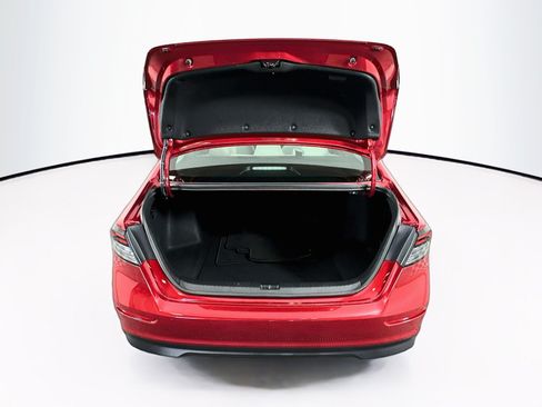 Used 2025 Honda Accord LX image 25
