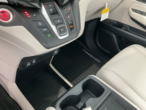 New 2026 Honda Odyssey EX-L image 13