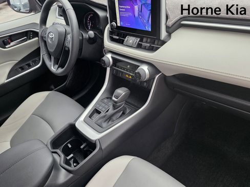Used 2024 Toyota RAV4 XLE Premium image 29