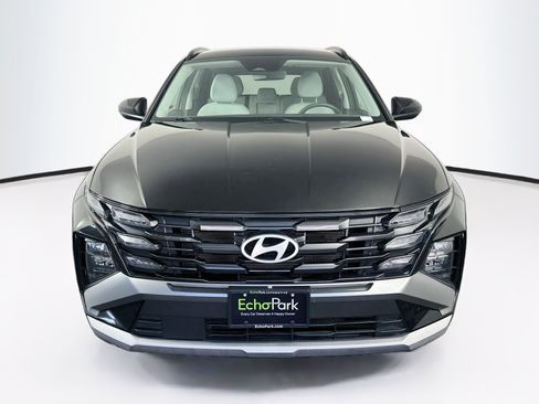 Used 2025 Hyundai Tucson SEL FWD image 2
