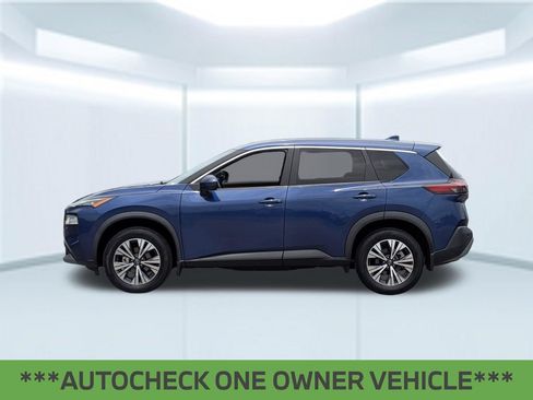 Used 2023 Nissan Rogue SV FWD image 2