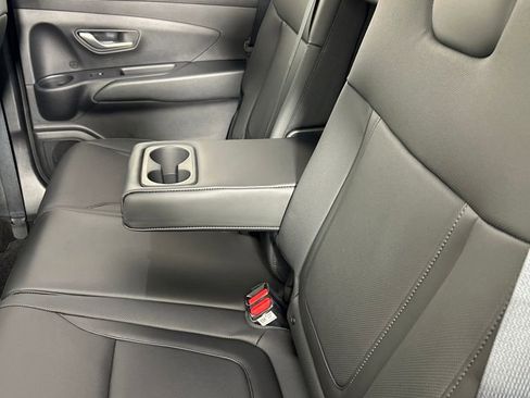 New 2025 Hyundai Santa Cruz SEL image 18