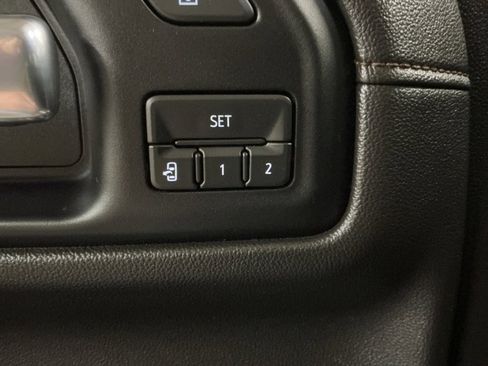 Used 2019 GMC Sierra 1500 AT4 w/ AT4 Premium Package image 13