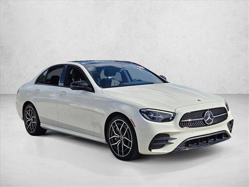 Used 2022 Mercedes-Benz E 350 Sedan image 3