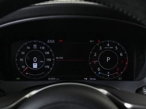 Used 2020 Jaguar F-PACE R-Sport image 11