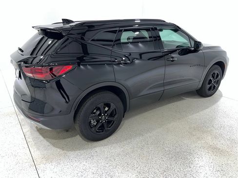 Used 2024 Chevrolet Blazer LT w/ Convenience Package FWD image 5