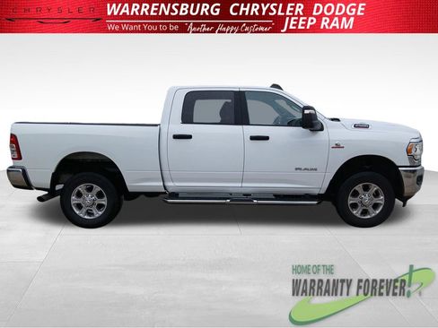 Used 2024 RAM 2500 Big Horn AWD/4WD image 2
