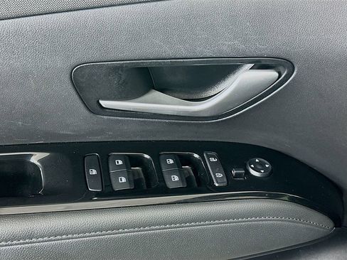 Certified 2022 Hyundai Tucson SEL w/ Convenience + Premium Package image 17