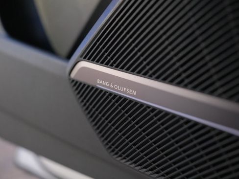 Used 2018 Audi Q5 2.0T Premium Plus w/ Premium Plus Package image 52