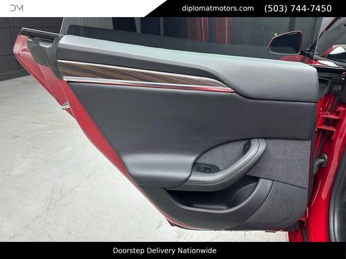 Used 2021 Tesla Model S Plaid image 26