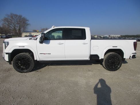 New 2026 GMC Sierra 2500 AT4 w/ AT4 Premium Plus Package image 11