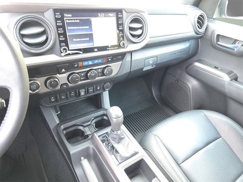 Used 2023 Toyota Tacoma Limited image 30