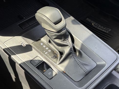 Certified 2026 Toyota Corolla Cross L FWD image 6