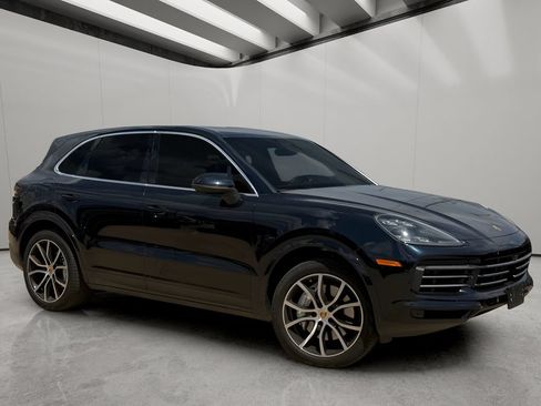 Used 2020 Porsche Cayenne S AWD/4WD image 9