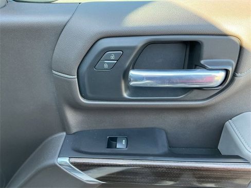 Used 2020 Chevrolet Silverado 1500 LT w/ All-Star Edition image 24