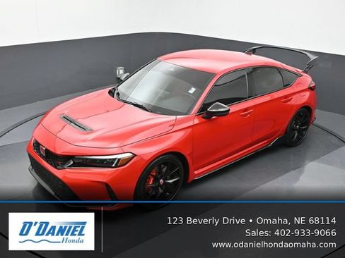 Used 2025 Honda Civic Type R image 16