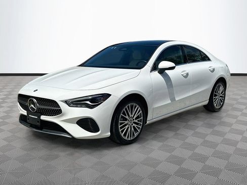 Used 2025 Mercedes-Benz CLA 250 image 3