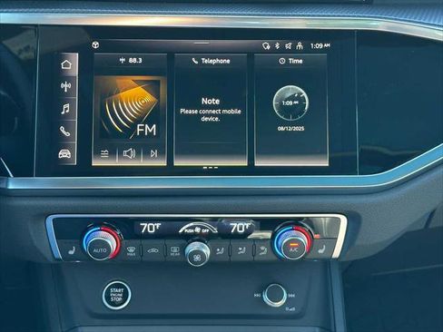 New 2025 Audi Q3 2.0T Premium image 25