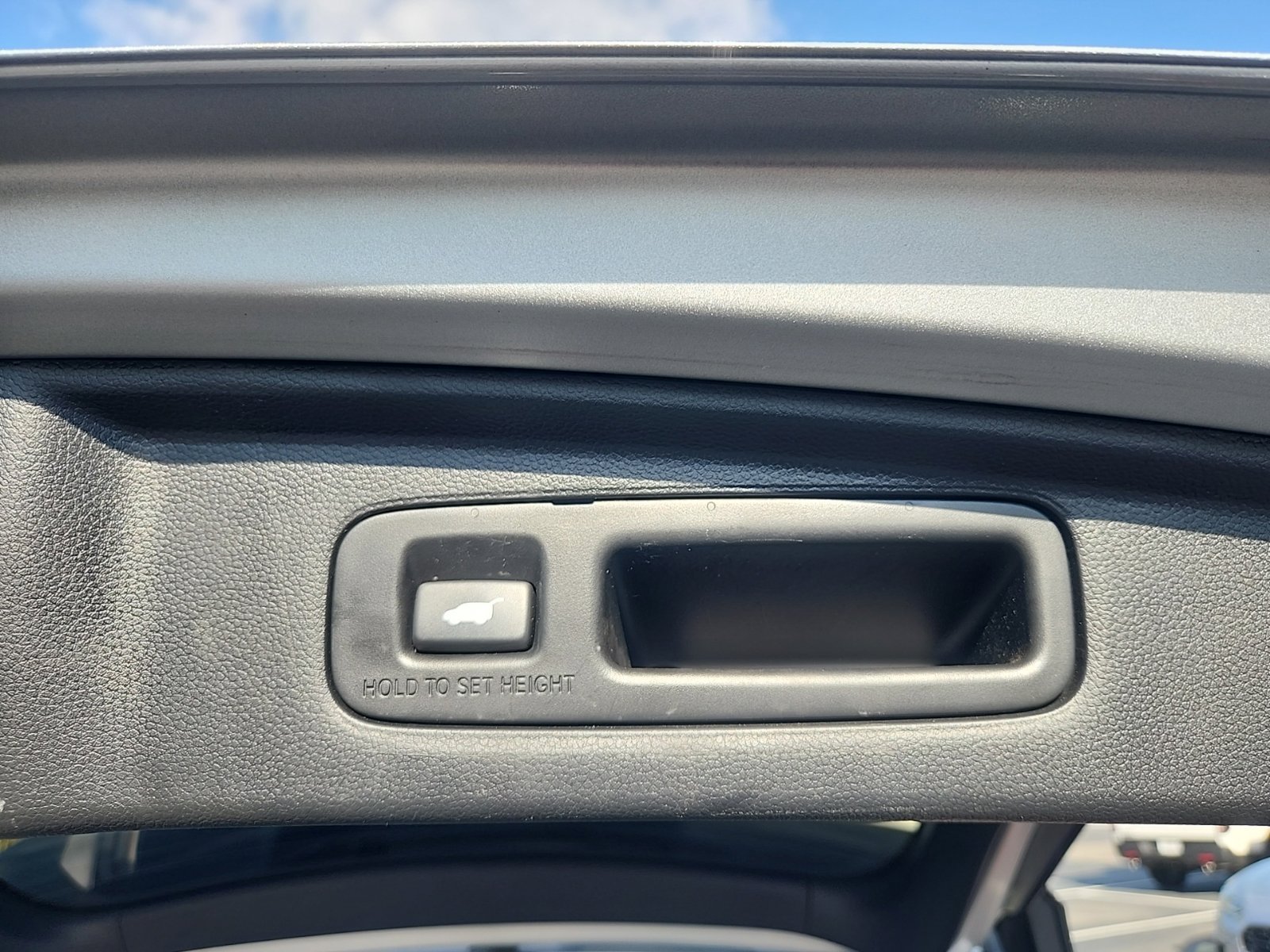 Used 2025 Honda CR-V EX-L image 39
