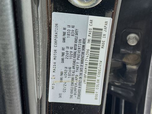 Used 2024 MAZDA MAZDA3 s FWD image 12