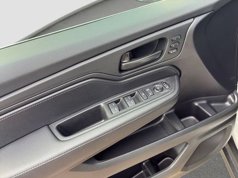 Used 2026 Honda Odyssey EX-L image 15