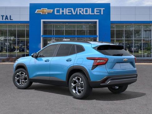 New 2026 Chevrolet Trax LT w/ Driver Confidence Package image 3