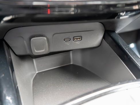 Used 2024 Chevrolet Trax ACTIV w/ Driver Confidence Package image 29