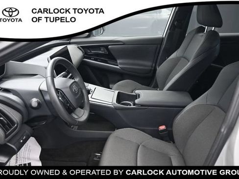 Used 2025 Toyota bZ4X FWD image 11