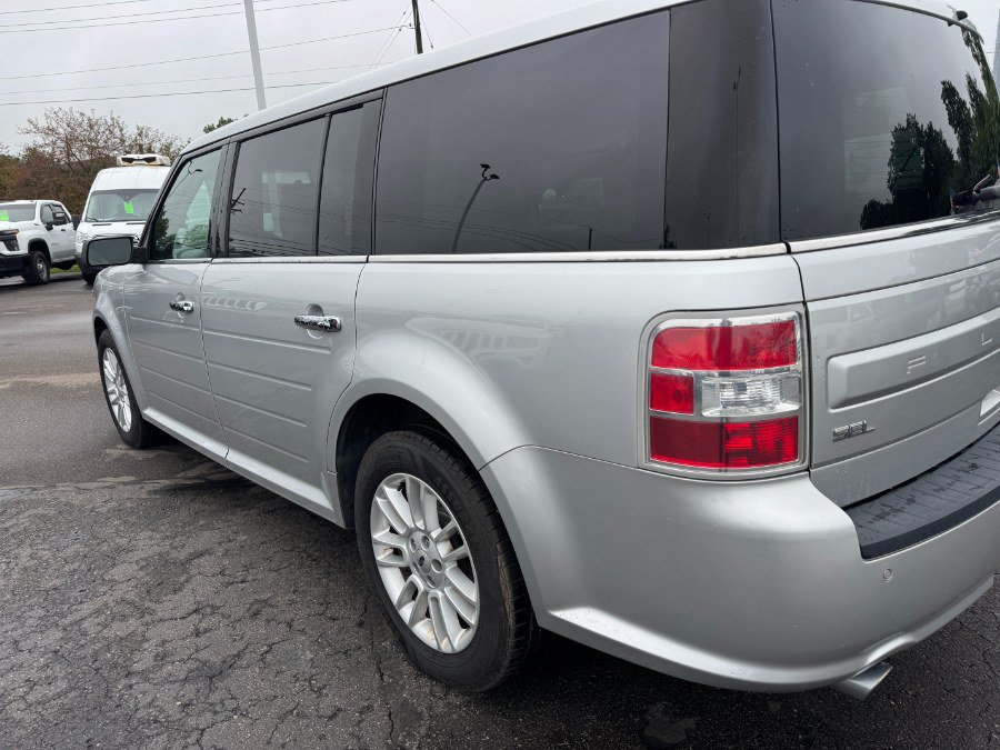 Used 2016 Ford Flex SEL w/ Equipment Group 202A AWD/4WD image 10