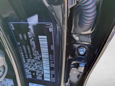 Certified 2024 Toyota Corolla Cross LE image 24