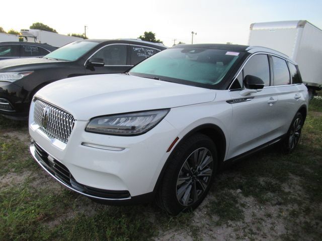 Certified 2022 Lincoln Corsair Reserve w/ Elements Package FWD image 3