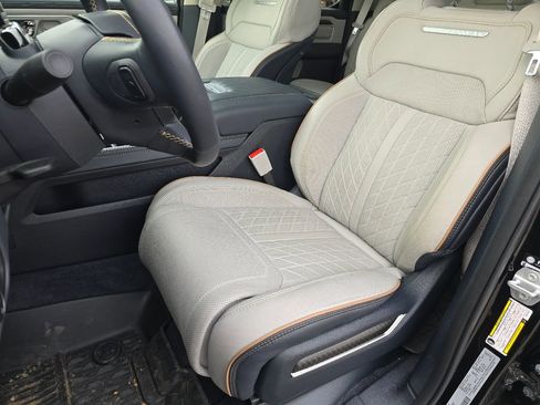 Used 2025 RAM 1500 Tungsten w/ Off Road Group image 27