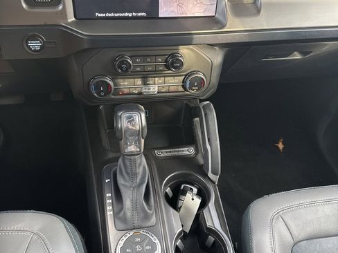 Used 2022 Ford Bronco Outer Banks image 32