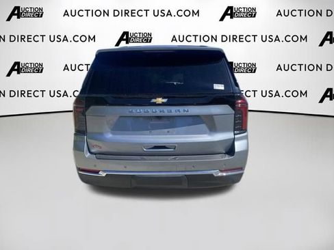 Used 2025 Chevrolet Suburban LS AWD/4WD image 18
