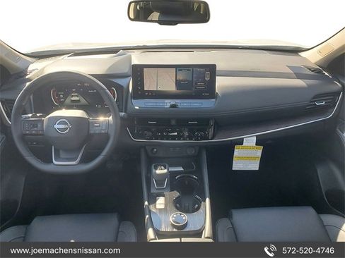 New 2026 Nissan Rogue Platinum w/ Platinum Premium Package image 13