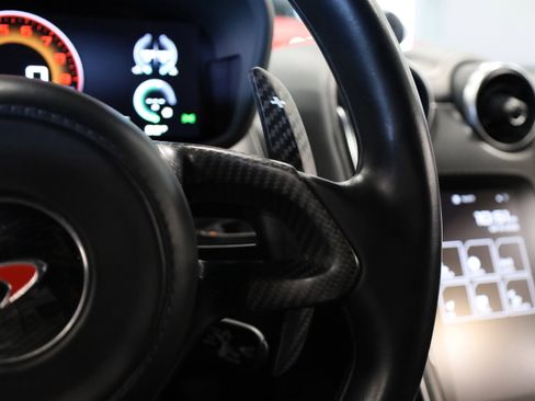 Used 2017 McLaren 570S Coupe image 23