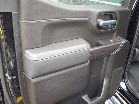 Certified 2022 Chevrolet Silverado 1500 LTZ w/ LTZ Convenience Package II image 24