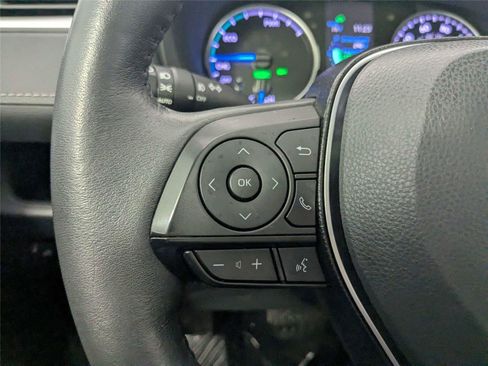 Used 2021 Toyota RAV4 XLE Premium AWD/4WD image 19
