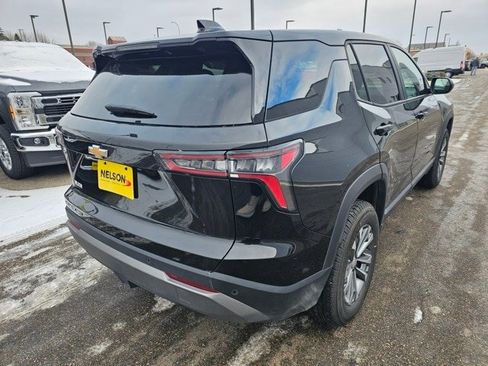 Used 2025 Chevrolet Equinox LT image 7