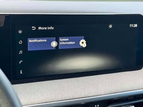 Certified 2025 Nissan Kicks SV image 25