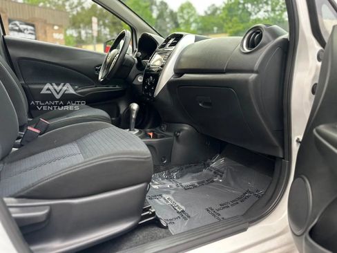 Used 2018 Nissan Versa Note SV image 26