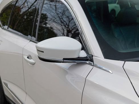 Used 2024 Acura MDX SH-AWD w/ Technology Package image 10