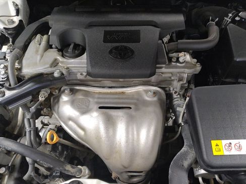 Used 2017 Toyota Camry LE FWD image 30