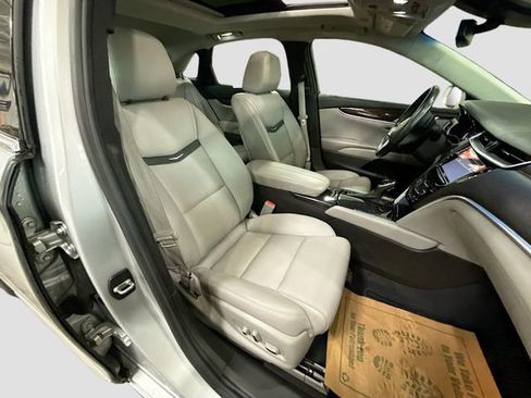 Used 2016 Cadillac XTS Luxury w/ Driver Awareness Package image 31