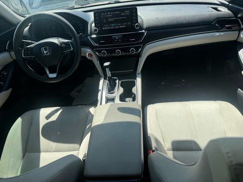 Used 2018 Honda Accord EX image 14