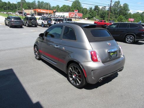 Used 2013 FIAT 500 Abarth w/ Beats Audio Pkg FWD image 6