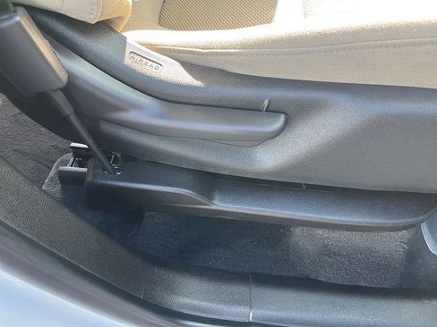 Used 2023 Chevrolet Traverse LS w/ Safety Package image 58