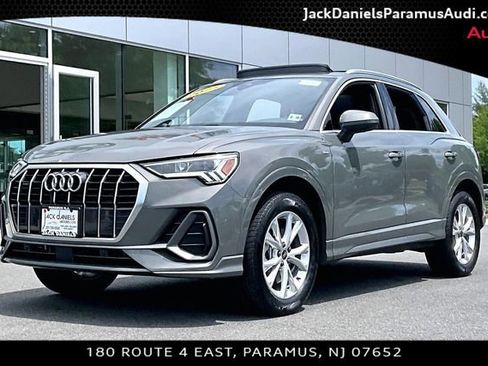 Used 2025 Audi Q3 2.0T Premium w/ Convenience Package AWD/4WD image 1