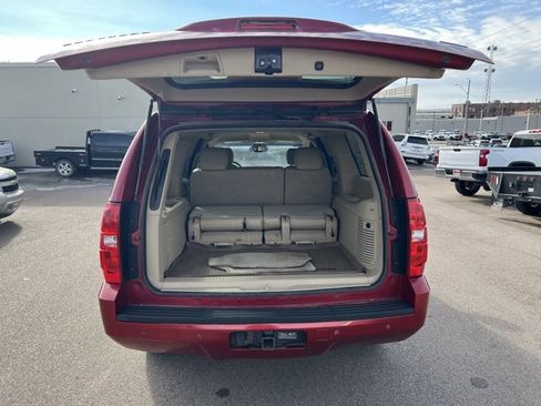Used 2012 Chevrolet Suburban LT w/ Luxury Package image 31