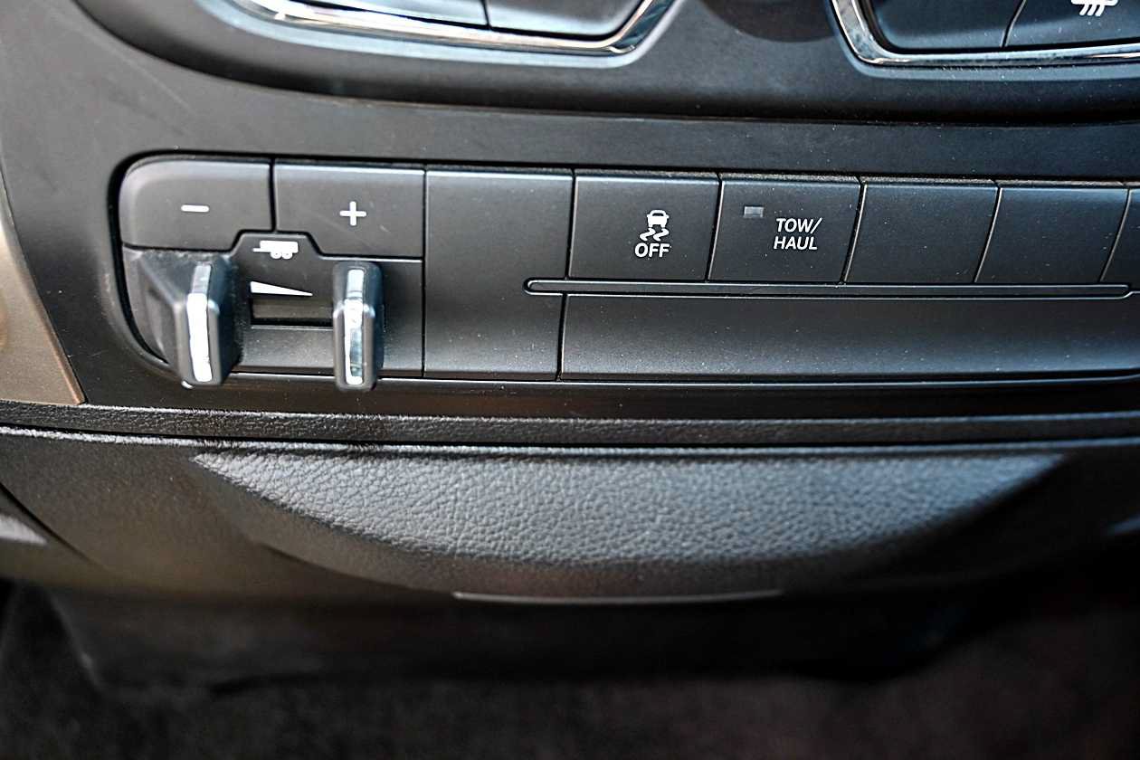 Used 2014 RAM 1500 Big Horn RWD image 22